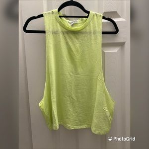 Muscle tee